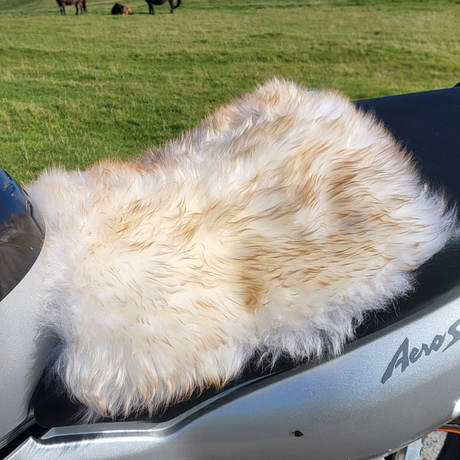 'DuskVoyager' Brown Tipped Sheepskin Motorcycle Seat Cover