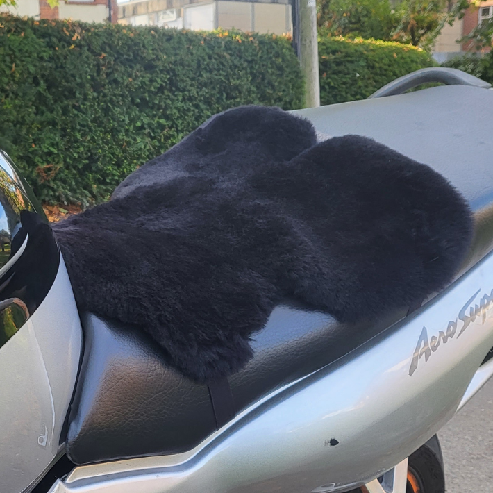 'The Spectre' Cruiser Motorcycle Short Wool Sheepskin Seat Pad