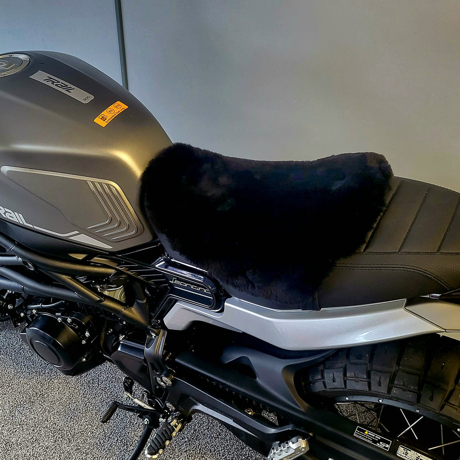 'The Oblique' Small Seat Motorcycle Short Wool Sheepskin Seat Pad